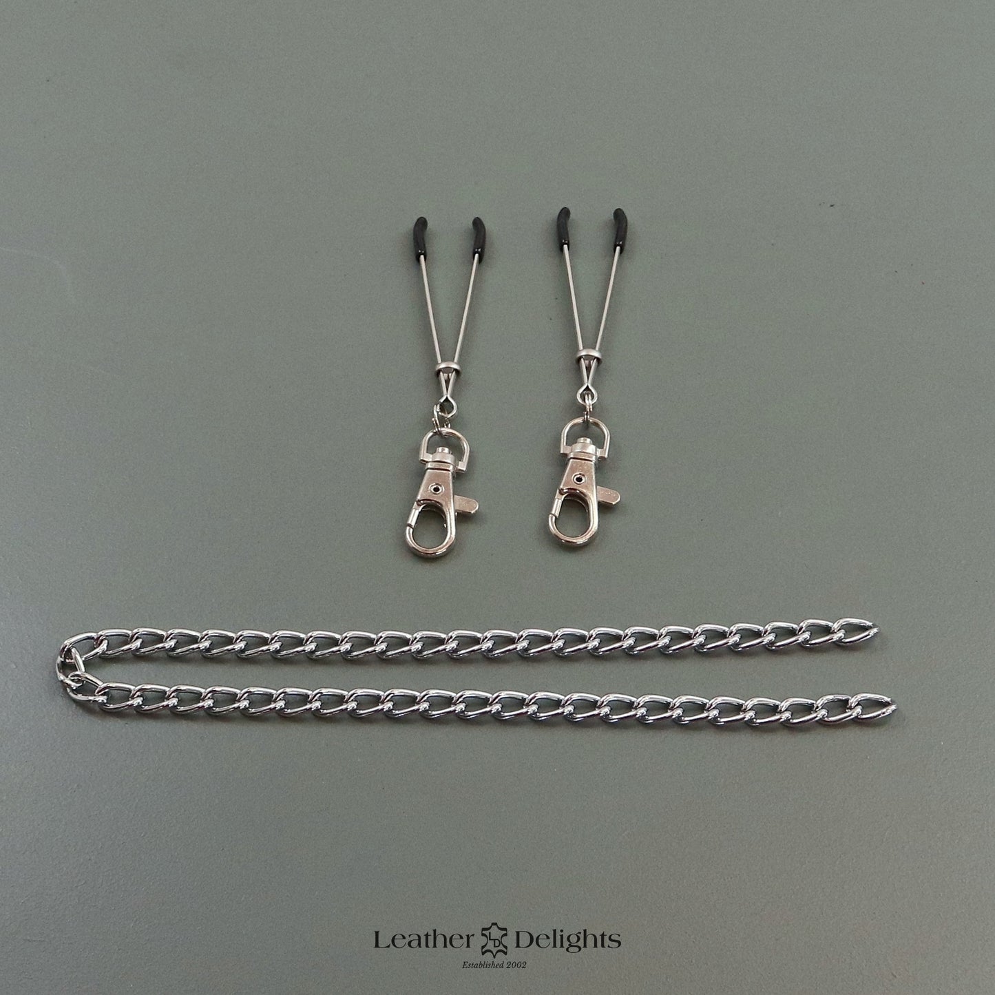 Tweezer Clamps with Chain