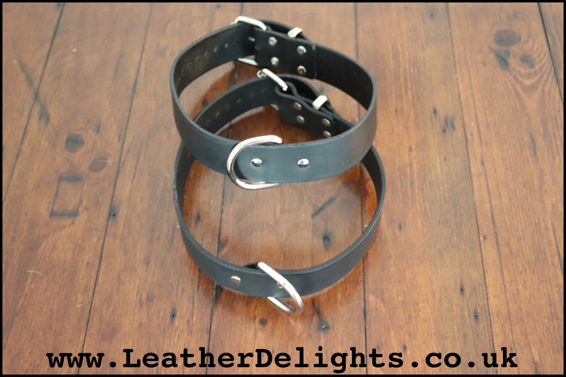 Simple Thigh Cuffs - Leather Delights